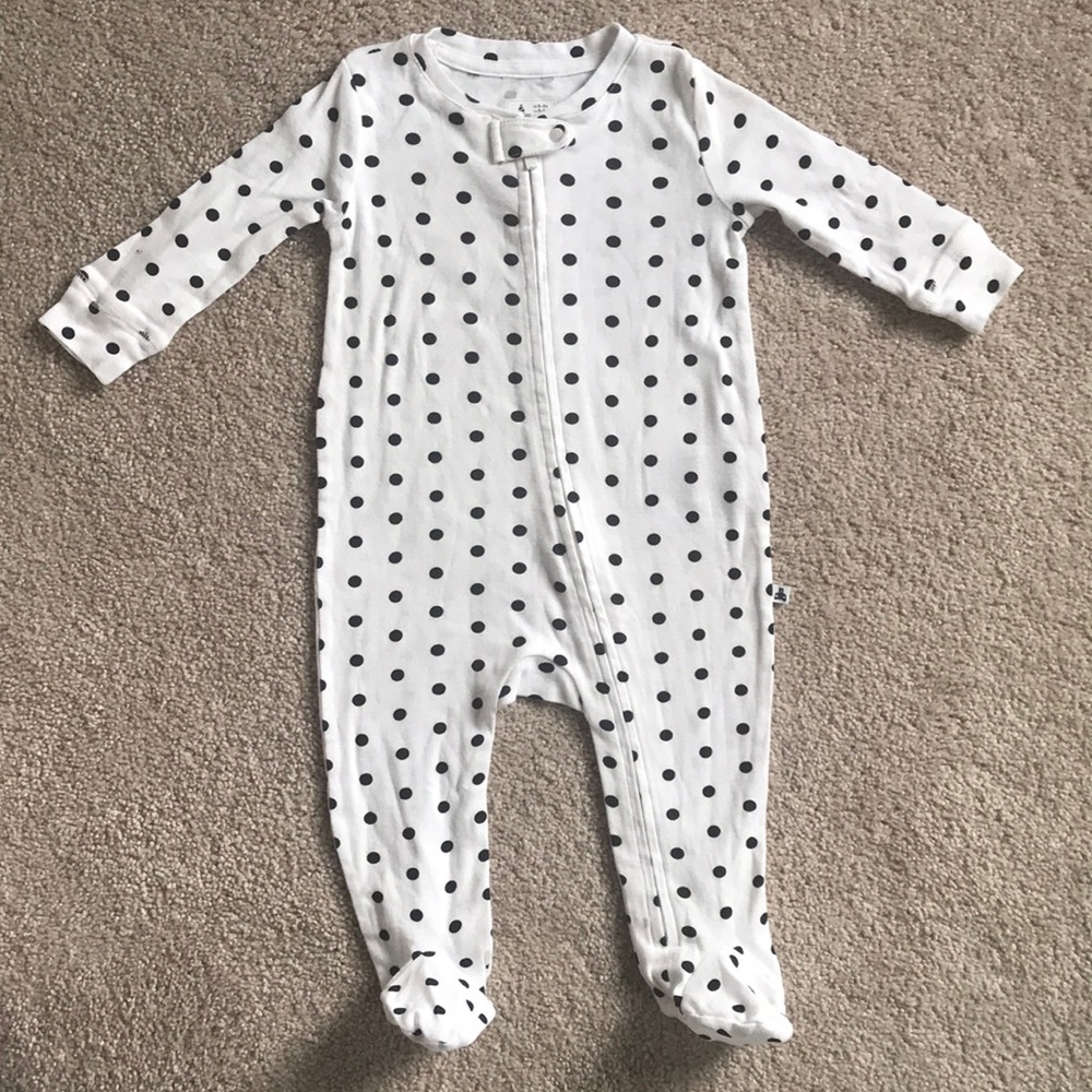 Baby GAP Footie Sleeper (size 6-9m)